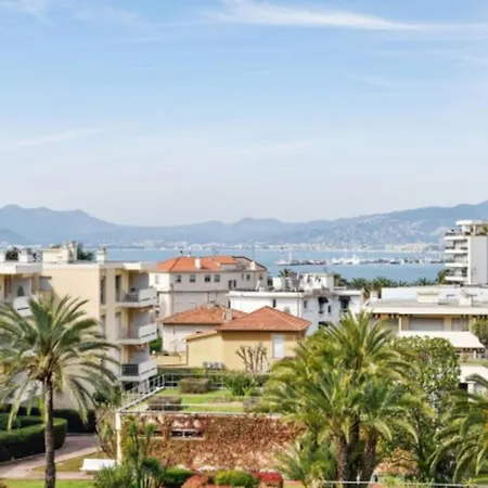 90m Near With Sea View 2 Terraces! Cannes