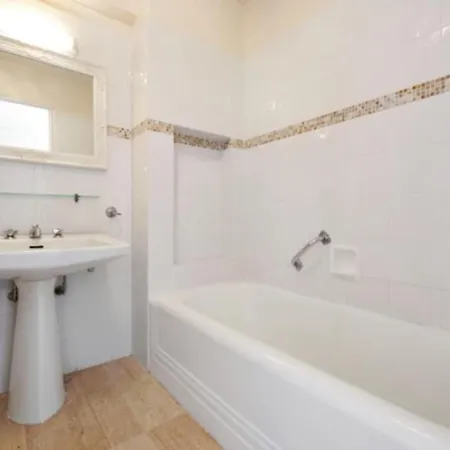 Apartment 90m Near With Sea View 2 Terraces! Cannes